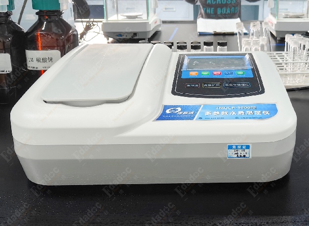多参数水质测定仪.jpg